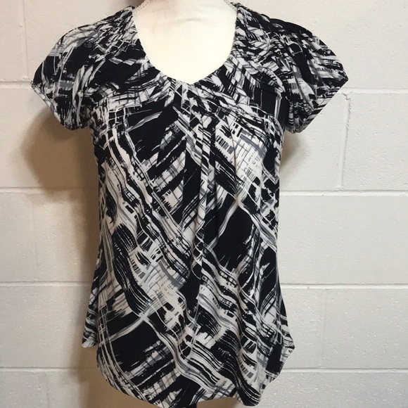 Style & Co Black/White S/S Top - Picture 1 of 6